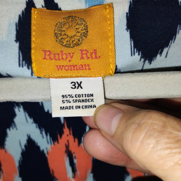 Ruby Rd. Vibrant Diamond Pattern Top - Picture 6 of 7